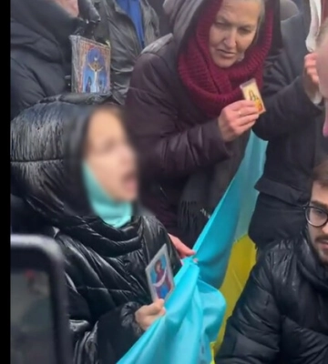 Як Московська церква зомбує українських дітей. Шокуюче відео з-під Лаври