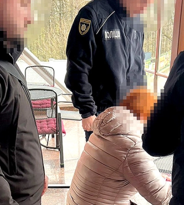 На Закарпатті працівників медичного закладу підозрюють у заволодінні 2 млн гривень