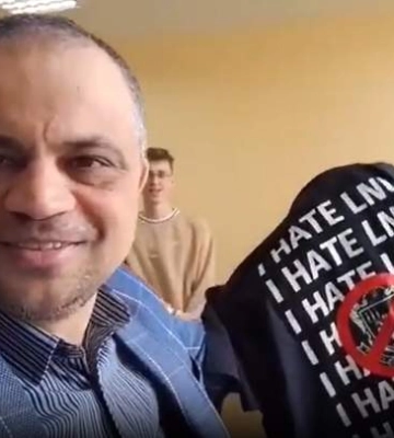 Преподаватель Львовской политехники снял видео с футболкой "Я ненавижу ЛНУ"