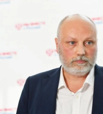 Пропагандист Рогов распространяет в Мелитополе фейки о мобилизации в Украине 