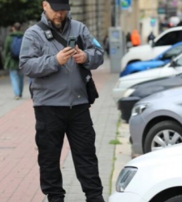Львівські інспектори з паркування минулого тижня виписали майже 6 тис. штрафів