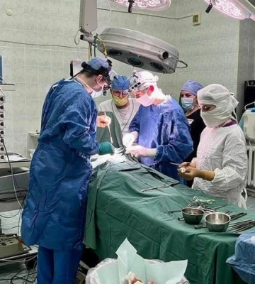 В Одесі врятували хлопчика, якого під час гри випадково поранив брат з гвинтівки