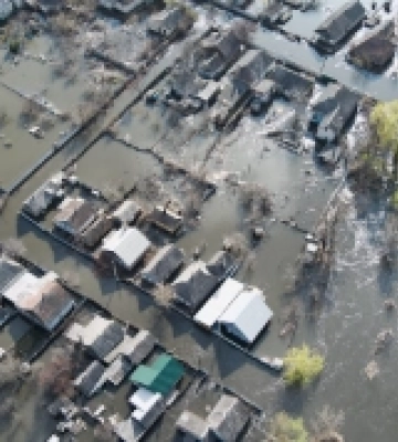 У Краматорську прорвало дамбу: вода підтопила сотні будинків