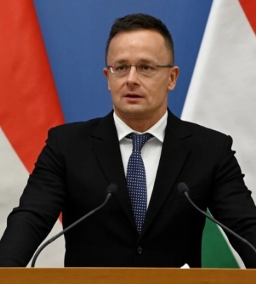 Голова МЗС Угорщини вважає, що запрошення Кулеби у Брюссель порушує принцип єдності у НАТО