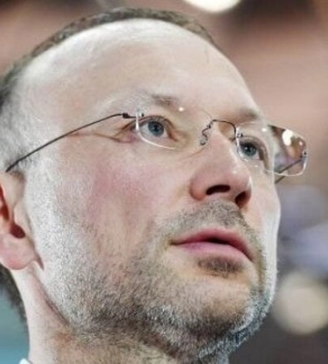 Російський мільярдер Алтушкін фінансує батальйон «штурмовиків», які воюють на Донбасі — ЗМІ