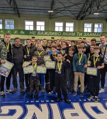 Юні Здолбунівчани стали чемпіонами з кікбоксингу