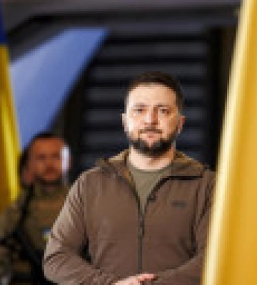 Официально: Зеленский с супругой начали визит в Польшу