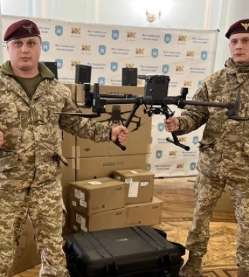 У Житомирі військовим передали чергову партію дронів – цього разу &quot;Valkyrja&quot; та &quot;Matrice&quot;