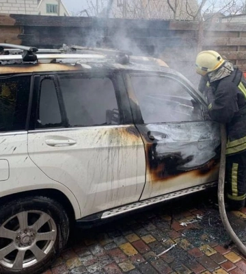 У Горішніх Плавнях горіла автівка у садовому товаристві