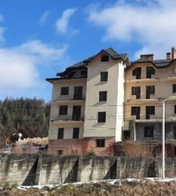 На Львівщині арештовано нові земельні ділянки дружини Медведчука