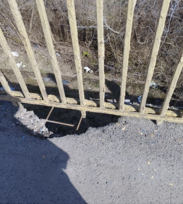 У Луцьку один з мостів -  в аварійному стані: чи будуть його ремонтувати