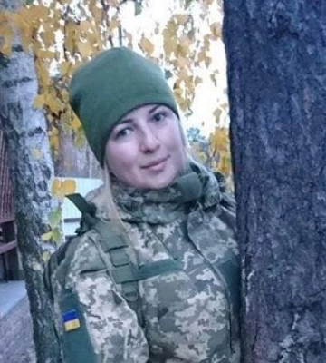 Внаслідок російських ударів по Чернігівщині 4 квітня загинула солдат ЗСУ Катерина Ющенко. ФОТОрепортаж