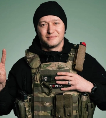 П&#039;ять країн, сімнадцять концертів: Андрій Хливнюк зібрав рекордну суму на потреби ЗСУ