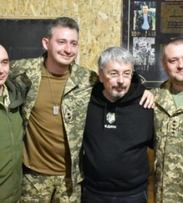 Ткаченко разом із «Культурним десантом» відвідав захисників Донеччини