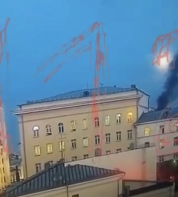 У Москві горить одна з будівель Міноборони РФ