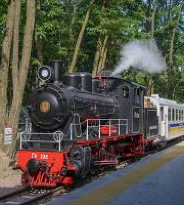 Дитяча залізниця відкриває ювілейний сезон