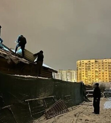 Во Львове приступили к демонтажу самовольно возведенной церкви УПЦ МП. ФОТО