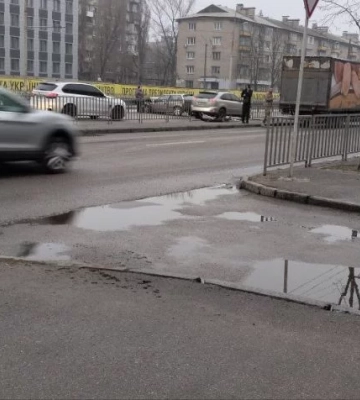 У Дніпрі на Слобожанському проспекті ДТП: рух у бік Центрального мосту ускладнено