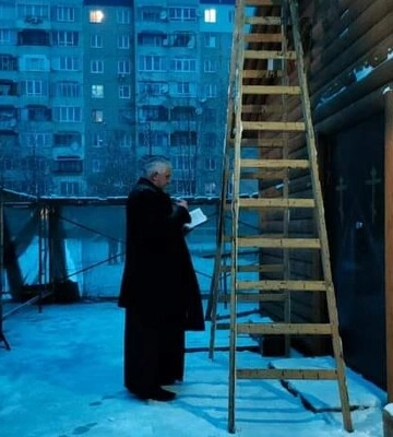 Во Львове сносят незаконное сооружение УПЦ МП