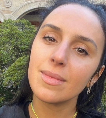 Джамала показала, як виглядала у 14 років: працювала в кафе
