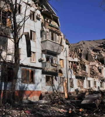 Фіксував наслідки ракетного удару РФ по багатоповерхівці в Запоріжжі: СБУ затримала ворожого інформатора. ФОТО