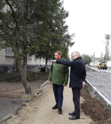 У Кременчуці почали ремонт доріг і тротуарів, а що не так із Полтавою?