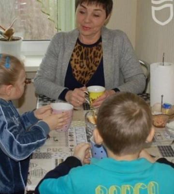 Патронатна сім’я: як у Дніпрі опікуються дітьми, родини яких перебувають у складних життєвих обставинах  