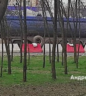 Не лише «зуби дракона». В Маріуполі окупанти запустили виробництво бетонних оборонних споруд — радник мера
