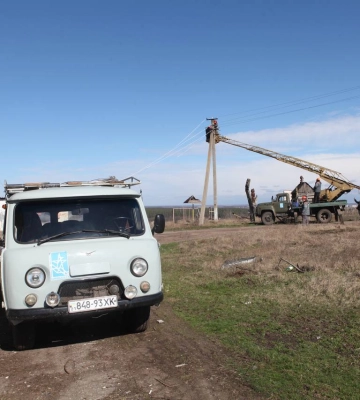 Відновили з нуля. Світло на Харківщині повернули у село біля Ізюму