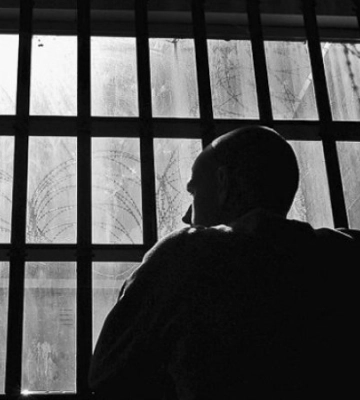Суд вынес окончательный приговор мужчине, убившему мать, бывшую жену и детей