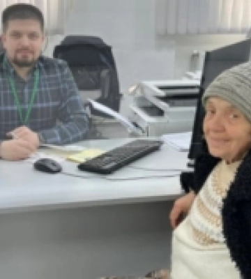 В Ужгороді 80-річна бабуся здала іспит з водіння