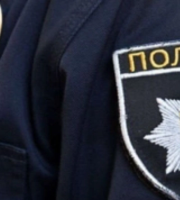 У Рівненському міському суді обвинувачений вдарив правоохоронця