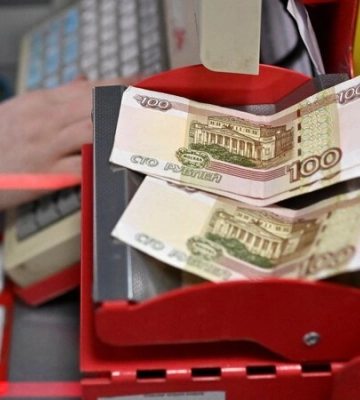 Російський рубль упав до найнижчого рівня за останній рік. Здавалося б, до чого тут Shell