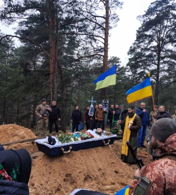 Полісся попрощалося з воїном, який загинув неподалік Бахмута (ФОТО)
