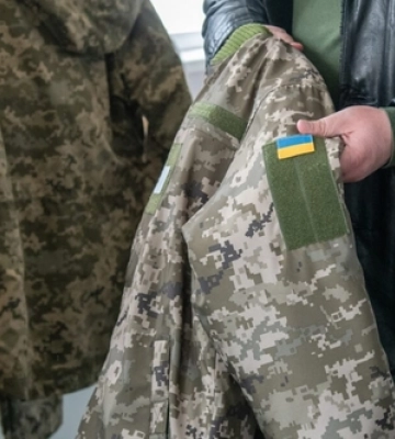 У що вдягає і взуває волинських воїнів місцевий бізнес 