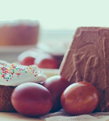 Нежная и ореховая: рецепт кулича с миндалем