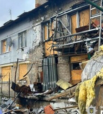 Росіяни вдарили з РСЗВ по п&#039;ятиповерхівці Оріхова
