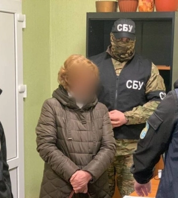 На Харківщині суд відправив під варту підозрювану у колабораціонізмі депутатку від ОПЗЖ
