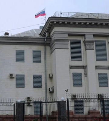 Киевсовет по инициативе "Слуги народа" может "выселить" посольство РФ