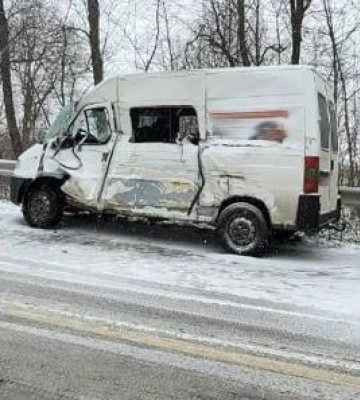 Потрійна ДТП на Львівщині: шестеро травмованих