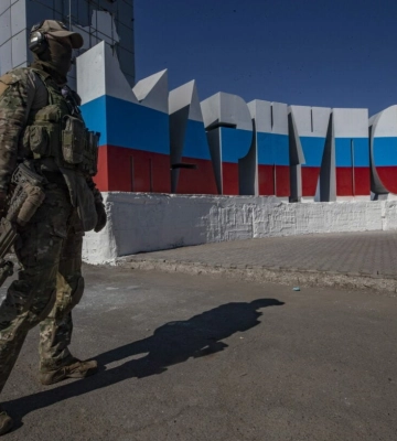 Bloomberg: Росія застосовує стратегію, яка має унеможливити повернення окупованих територій Україні