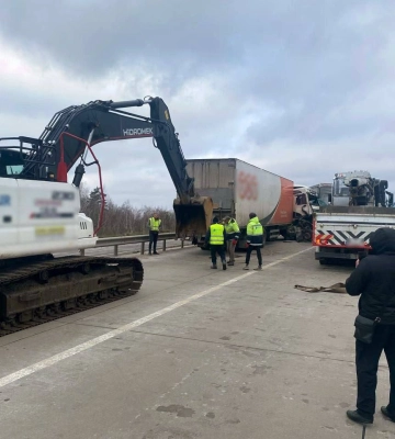 ДТП на об&#039;їзній Житомира: рух в обидва напрямки перекритий