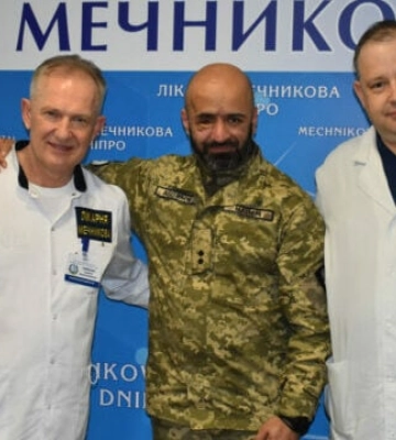 Залитий кров’ю мозок було видно з-під пов’язки: у Дніпрі згадують, як рятували Масі Найєма