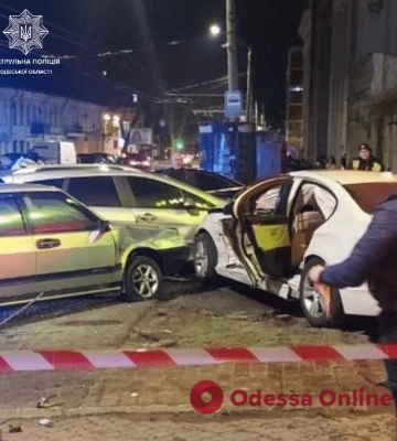 В центре Одессы водитель BMW устроил сокрушительное ДТП – есть пострадавшие