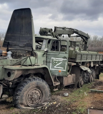 На Купянском направлении взорвали склад боеприпасов и «Урал» с оккупантами (видео)