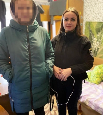 Випивала у компанії. У Рівному поліцейські розшукали 15-річну дівчину, яка вчора не повернулася додому