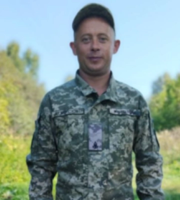 Залишилися вагітна дружина і маленька донька: у Луцькому районі попрощаються з Героєм Юрієм Рудчуком, який загинув в аварії
