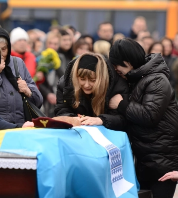 У Рівному провели в останню дорогу загиблого воїна Руслана Баламутова
