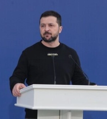 Деокупація Криму є безальтернативною для світу, - Зеленський