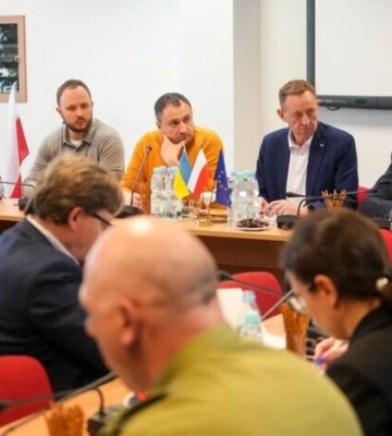 Украина приостановит экспорт зерна в Польшу